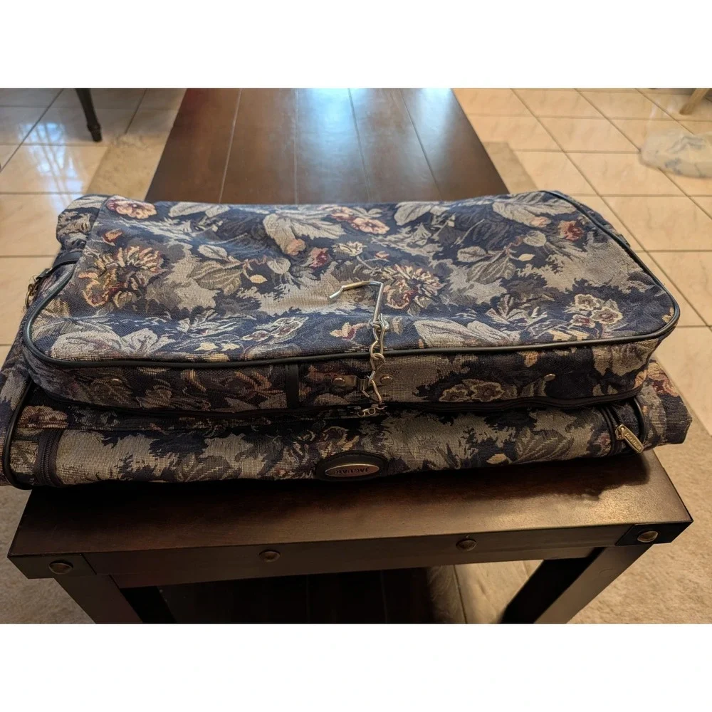Vintage Jaguar Luggage Floral Tapestry Garment Bag with Hanging Hook Shoe Sleeve